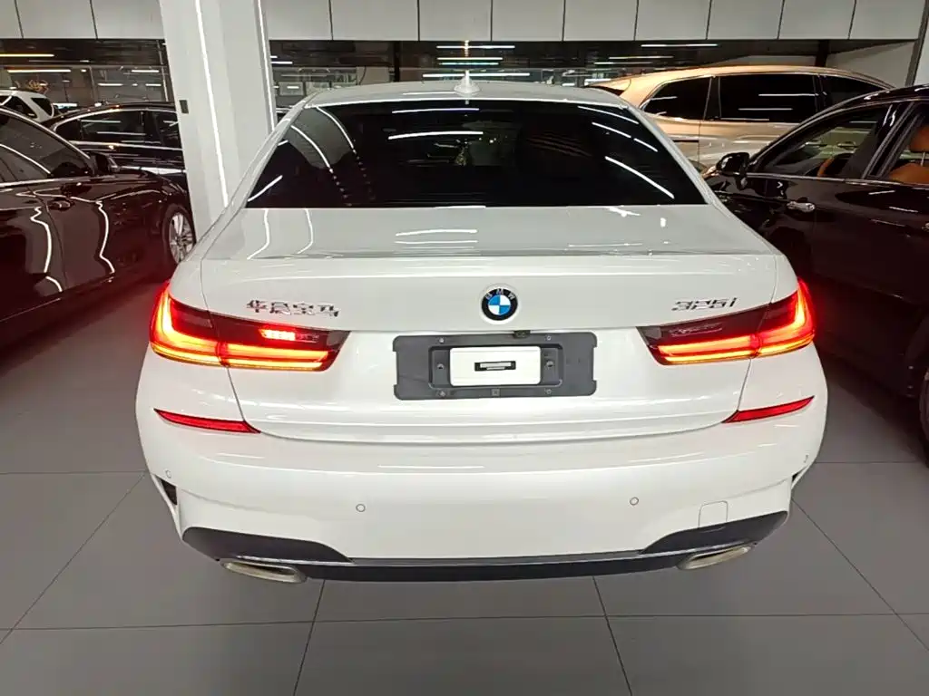 BMW 3 Series 3 2022 325i M Sport