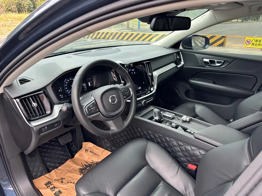 Volvo S60 — миниатюра 12