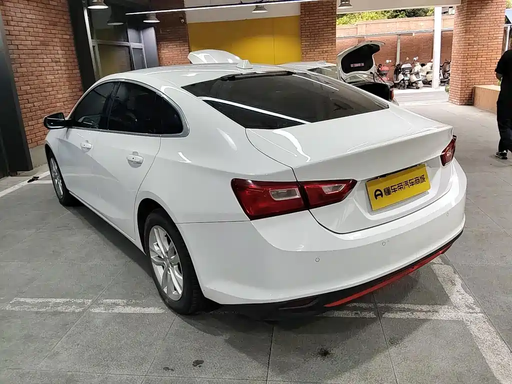 Chevrolet Malibu XL — миниатюра 3