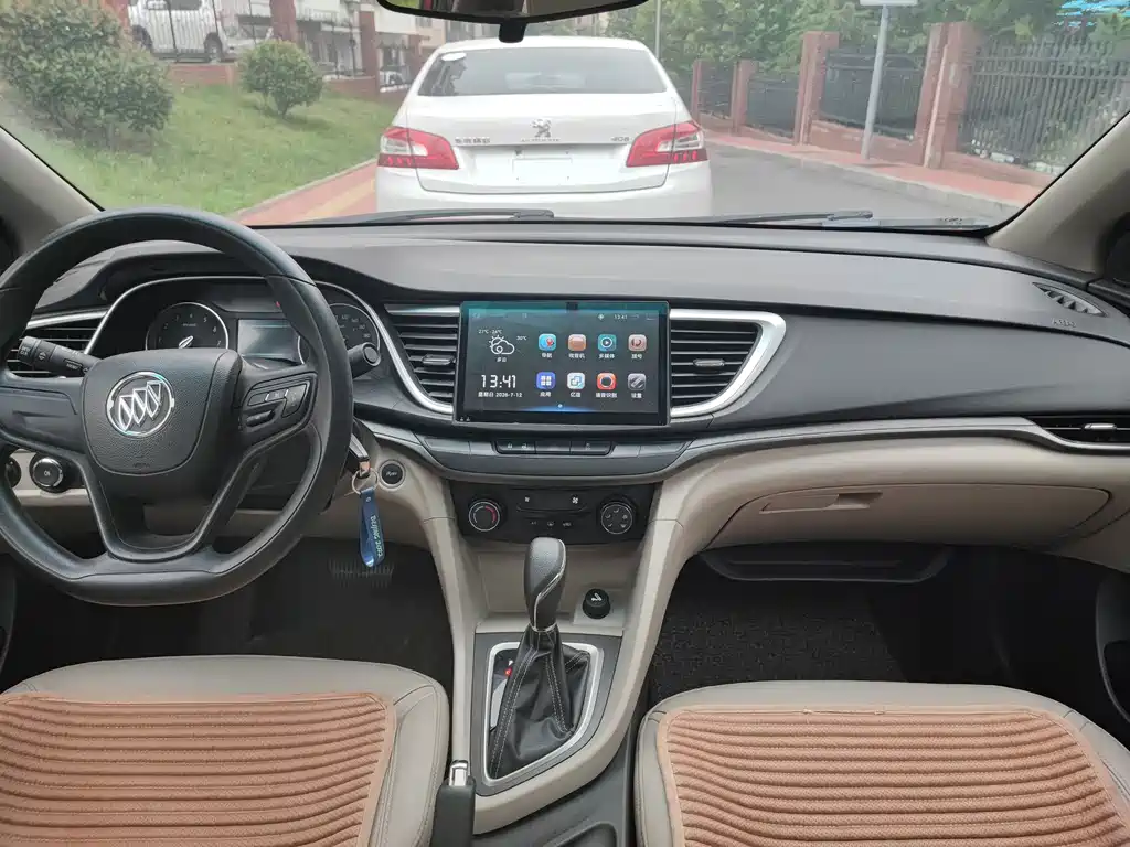Buick Excelle — миниатюра 10