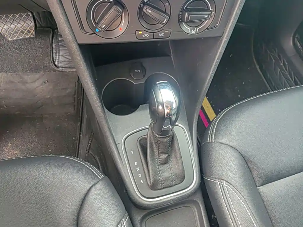 Volkswagen Polo — миниатюра 14