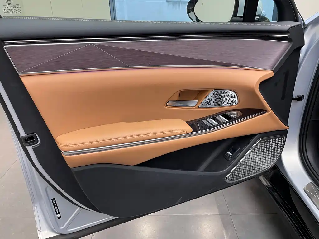 BYD Han L 2025 EV Flagship