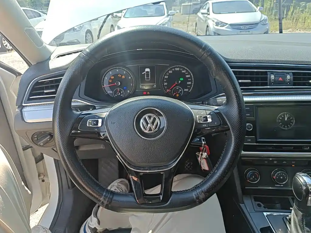 Volkswagen Lamando — миниатюра 11