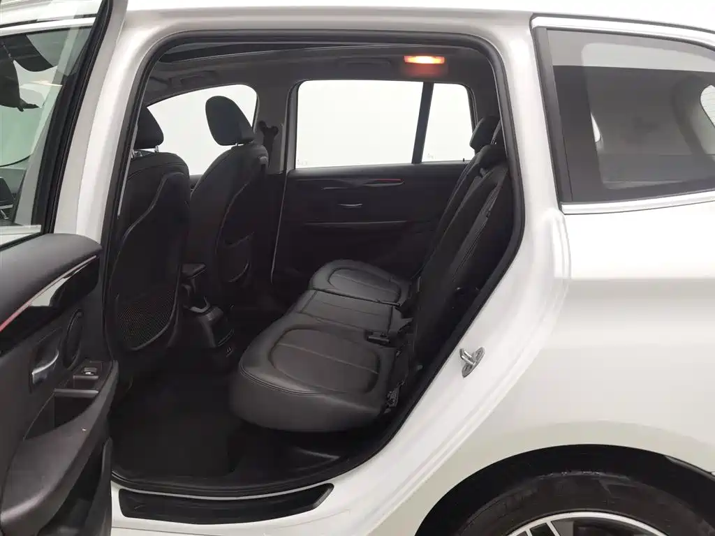 BMW 2 SERIES MULTIFUNCTIONAL STATION WAGON