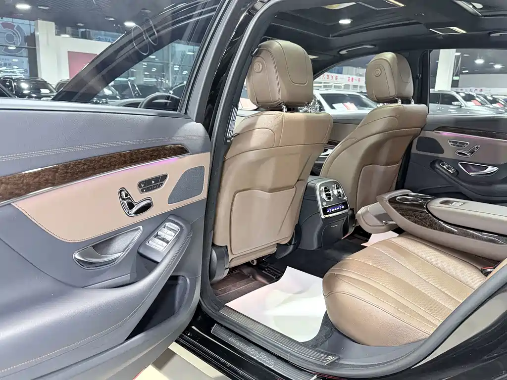 Mercedes-Benz S-Class — миниатюра 10