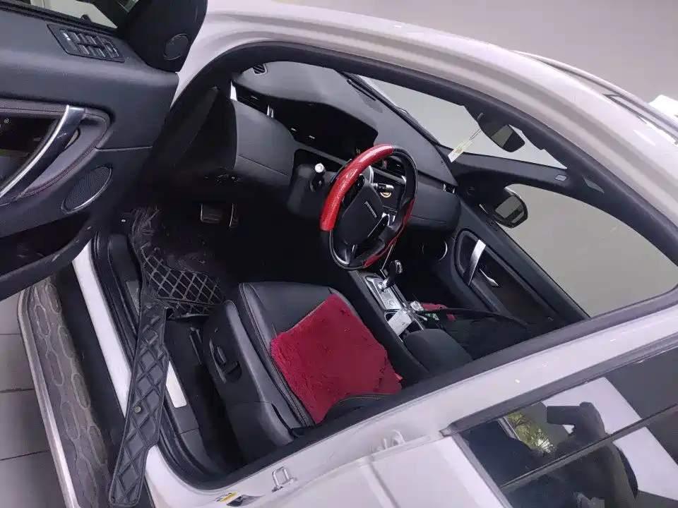 Land Rover Discovery Sport — миниатюра 4