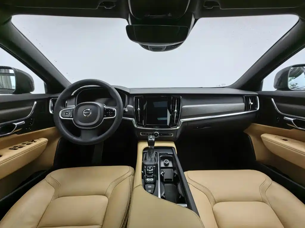 Volvo V90 — миниатюра 5