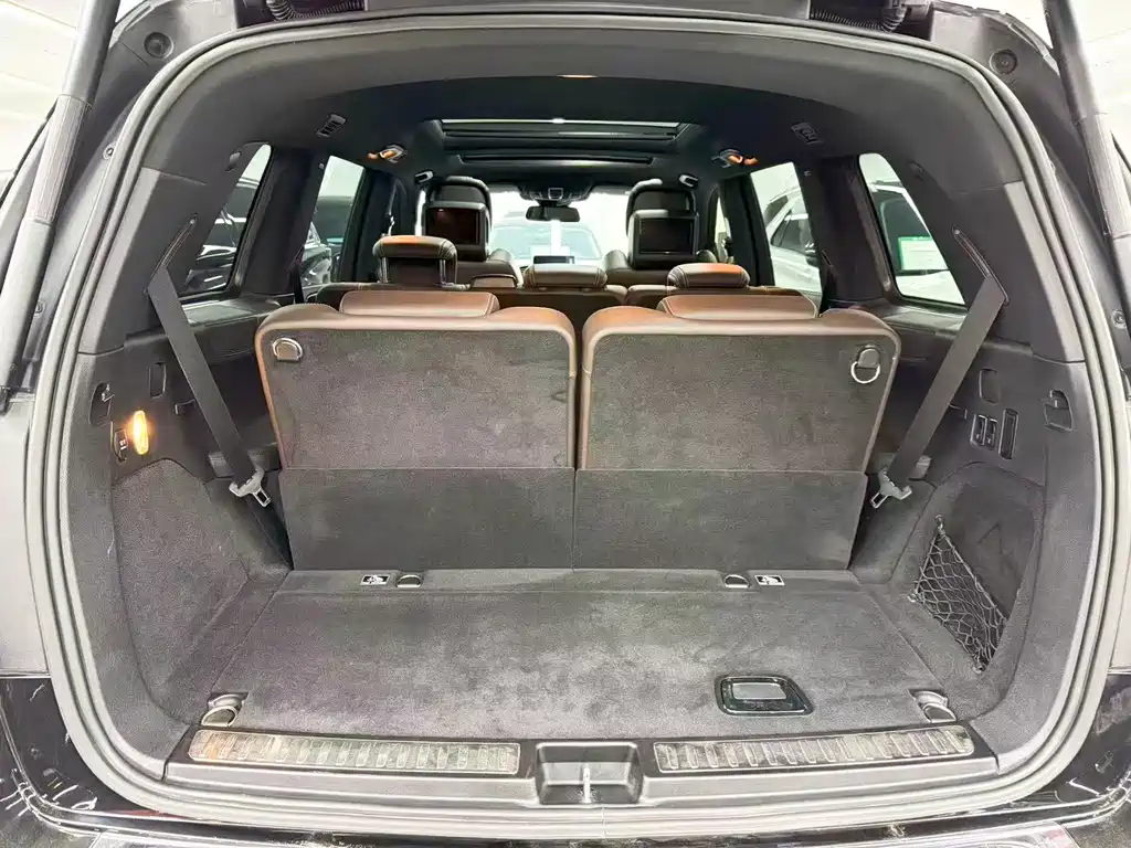 Mercedes-Benz GLS AMG — миниатюра 20