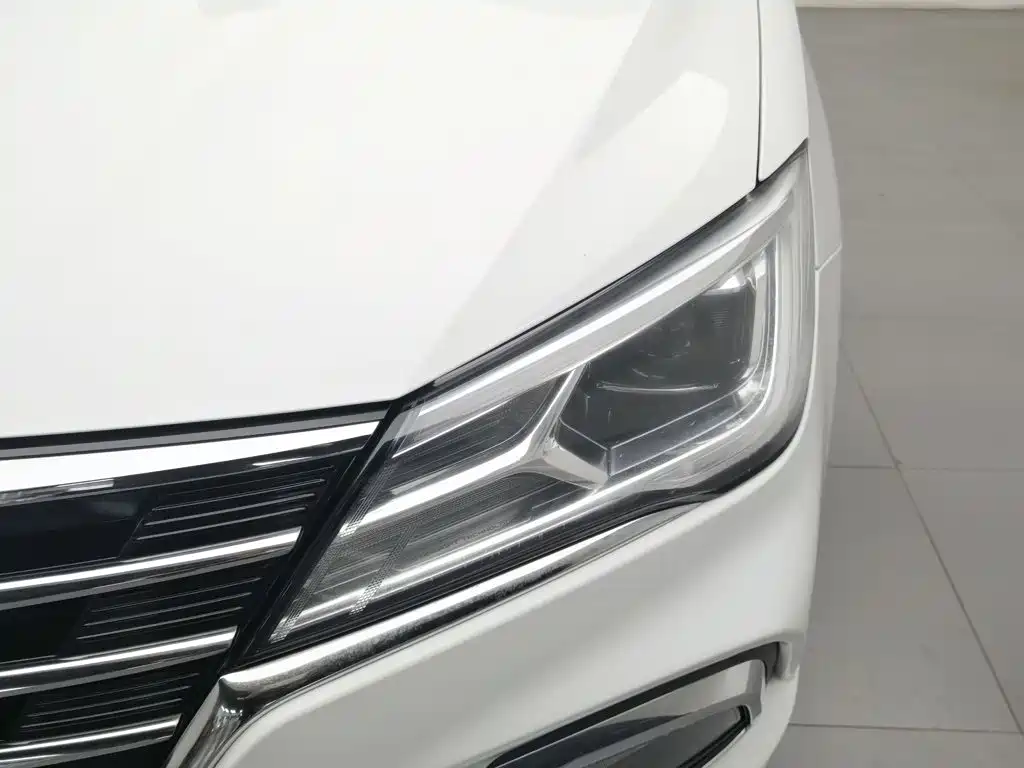 Roewe i5 — миниатюра 7