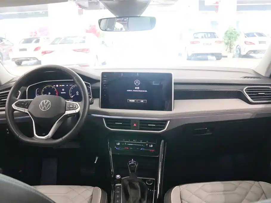 Volkswagen Tayron 2023 300TSI Luxury Plus