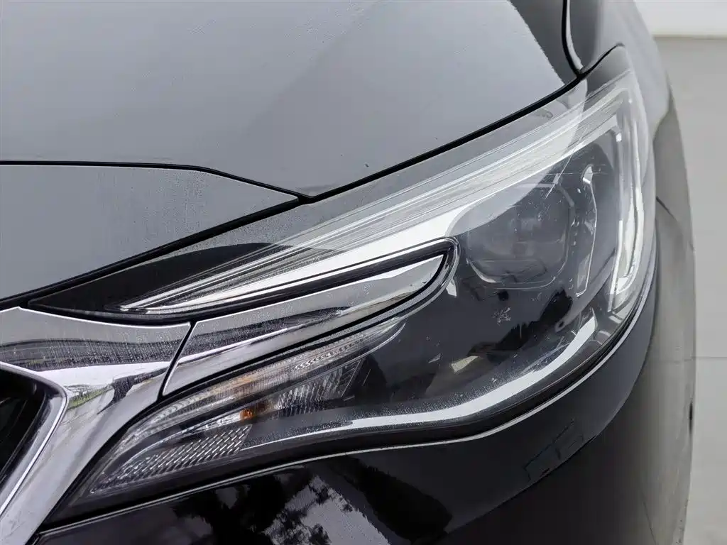 Buick Excelle 2019 18T AT Flagship V