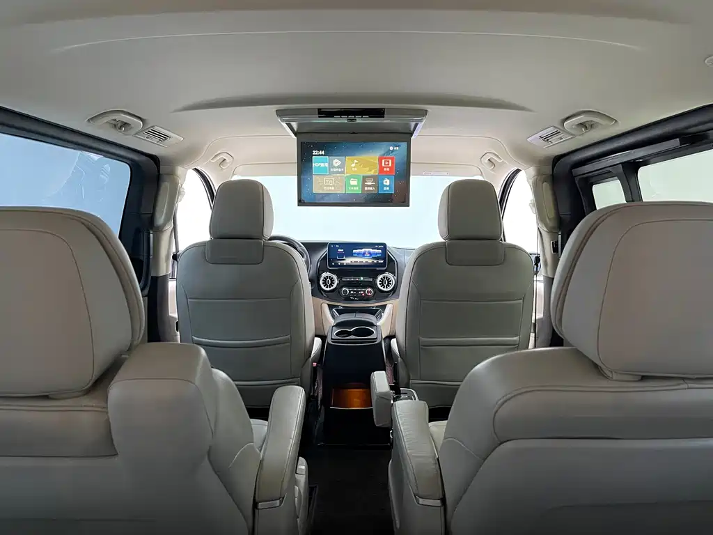 Mercedes-Benz Vito — миниатюра 10