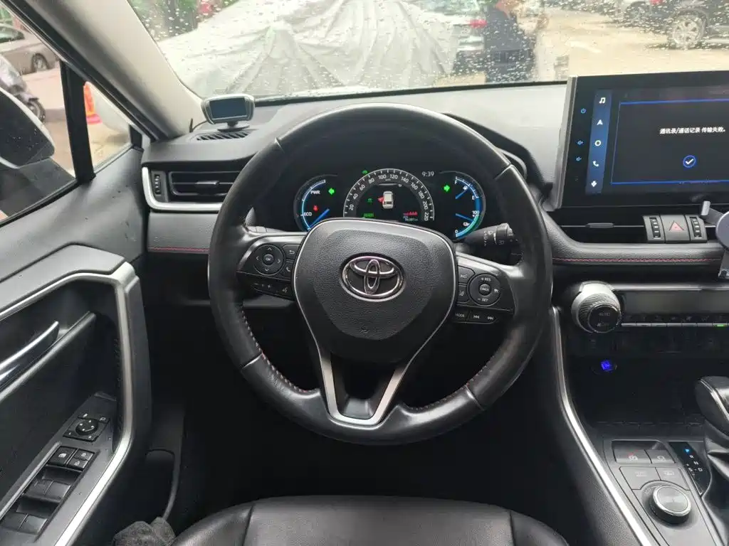 Toyota RAV4 Prime — миниатюра 11