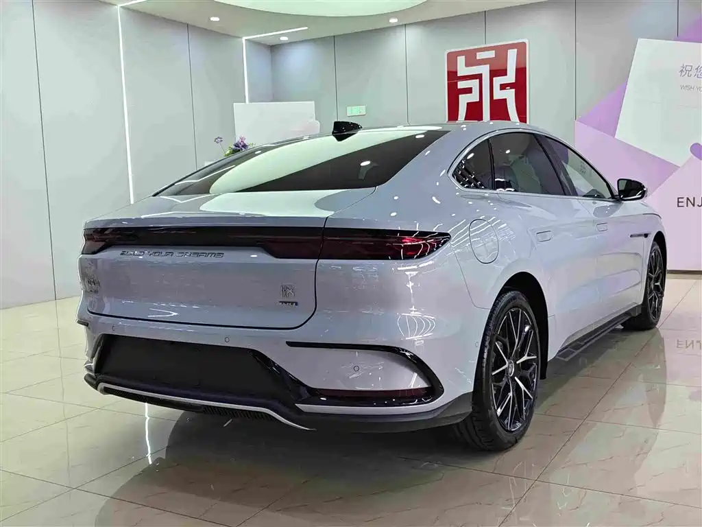 BYD Han — миниатюра 6