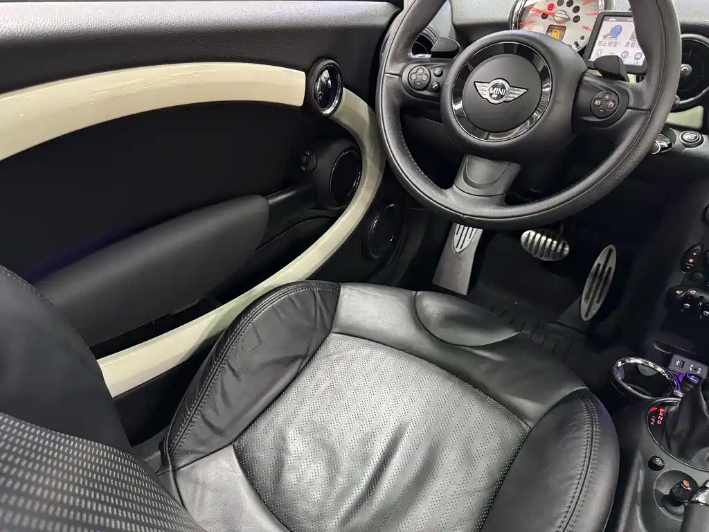 MINI Mini Clubman — миниатюра 14