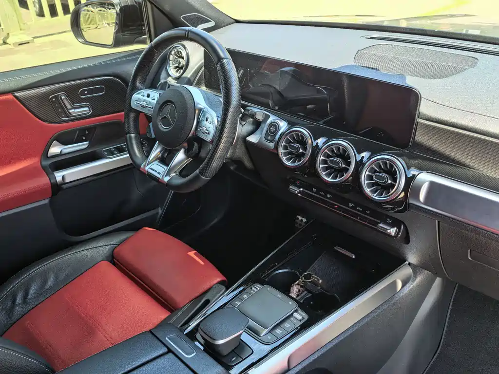 Mercedes-Benz GLB A MG 2023 AMG GLB 35 4MATIC