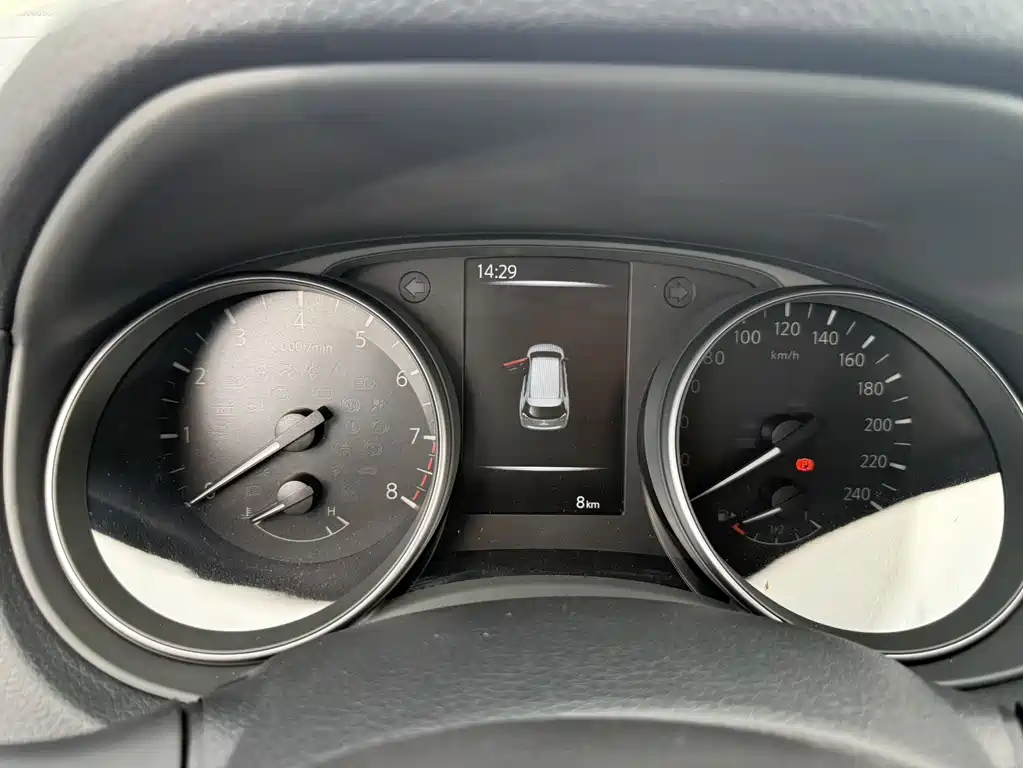 Nissan X-Trail 2025 2.0L Lead