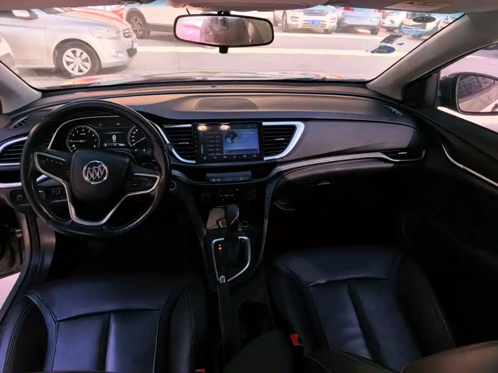 Buick Excelle — миниатюра 10