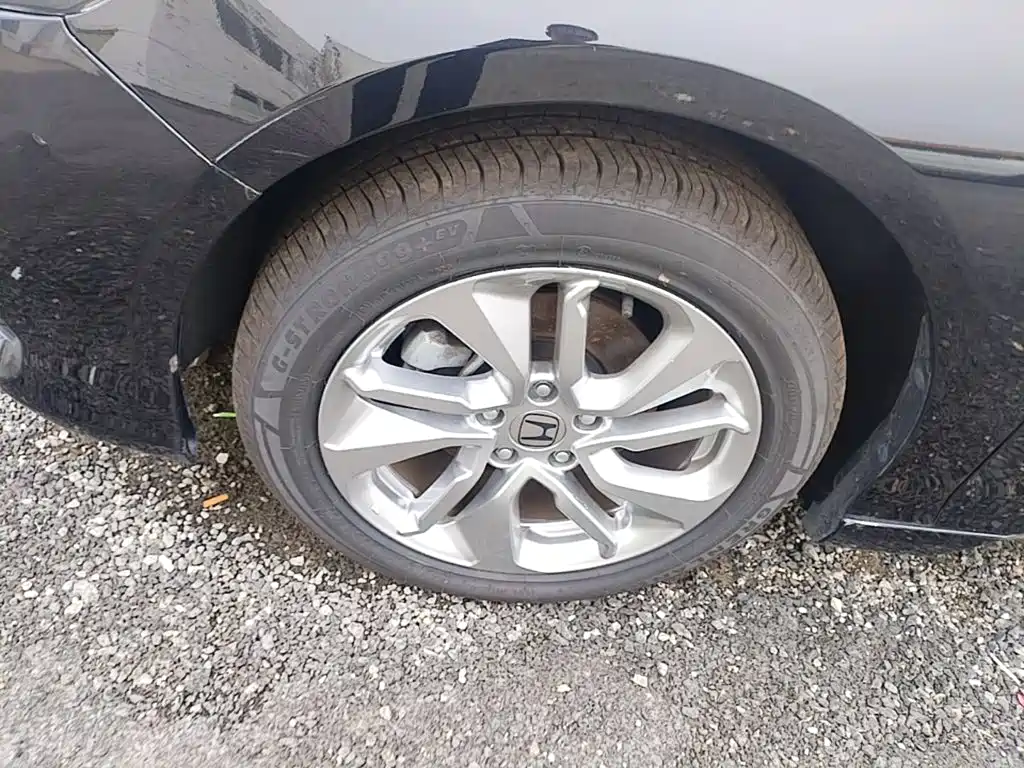 Honda Accord — миниатюра 23