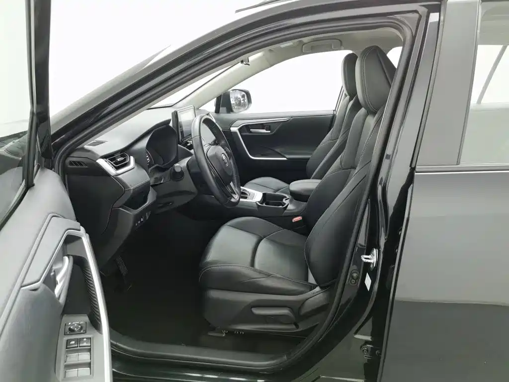 Toyota Wildlander — миниатюра 10