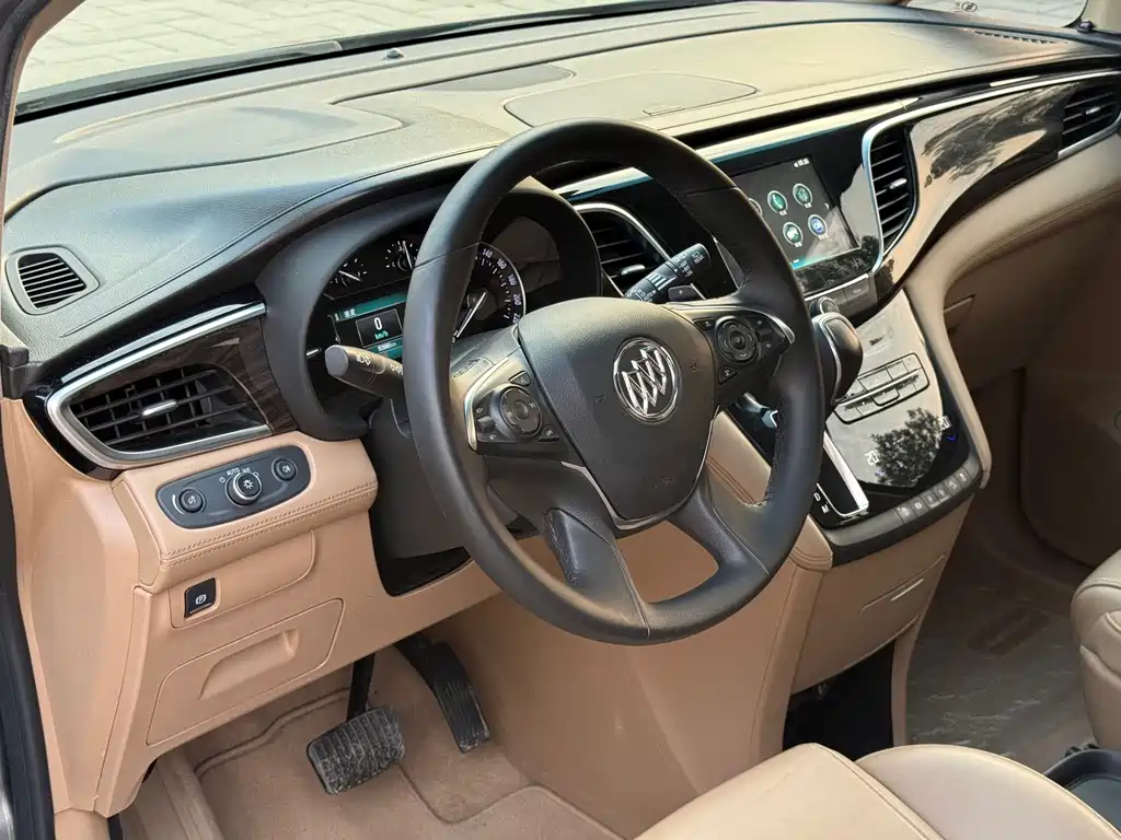 Buick GL8 — миниатюра 5