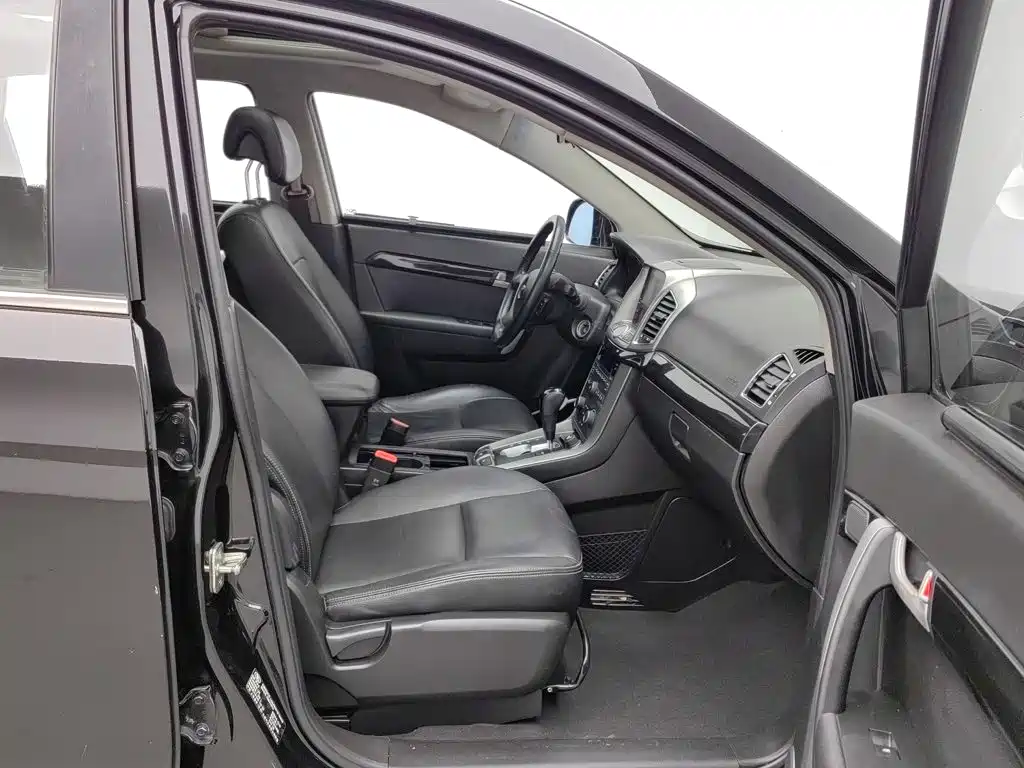 Chevrolet Captiva — миниатюра 23