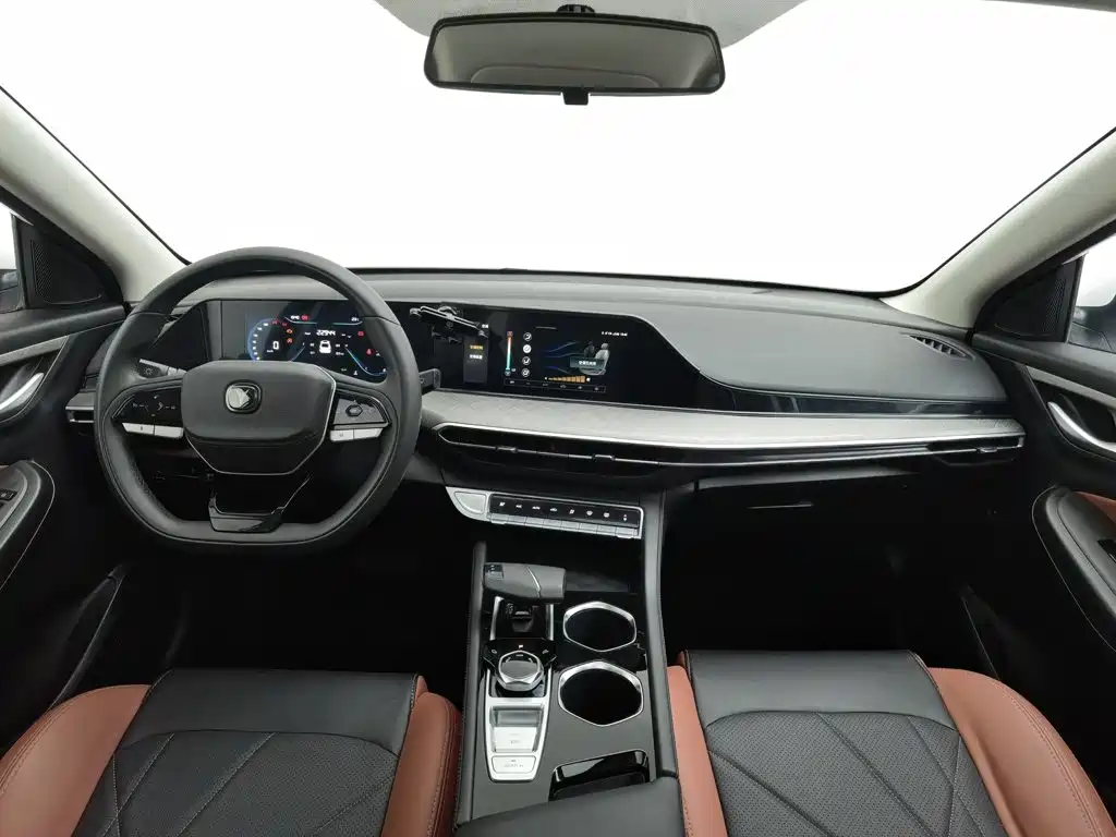 Changan Eado — миниатюра 5
