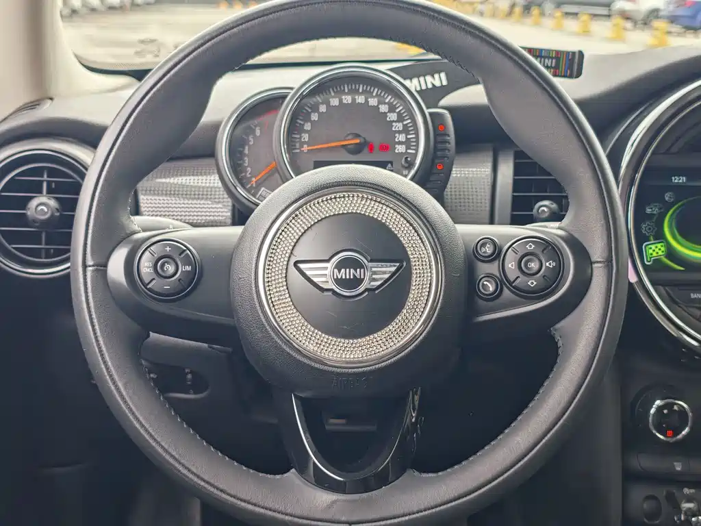 MINI Mini — миниатюра 13