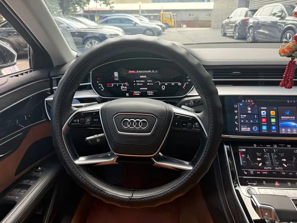 Audi A8 — миниатюра 9