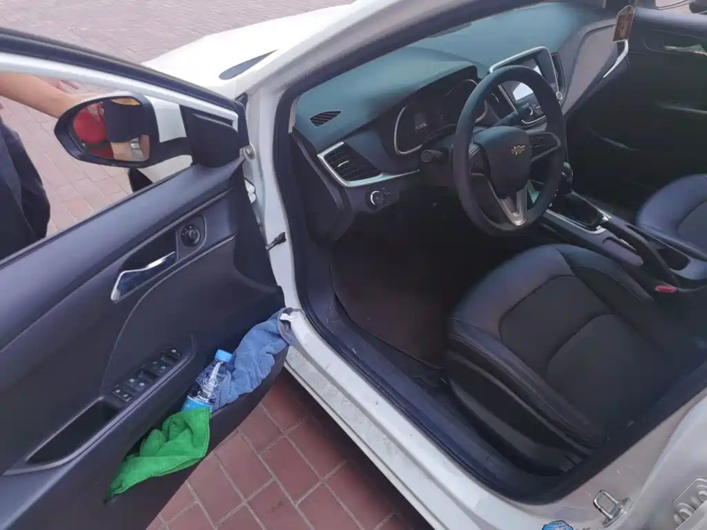 Chevrolet Cavalier — миниатюра 14