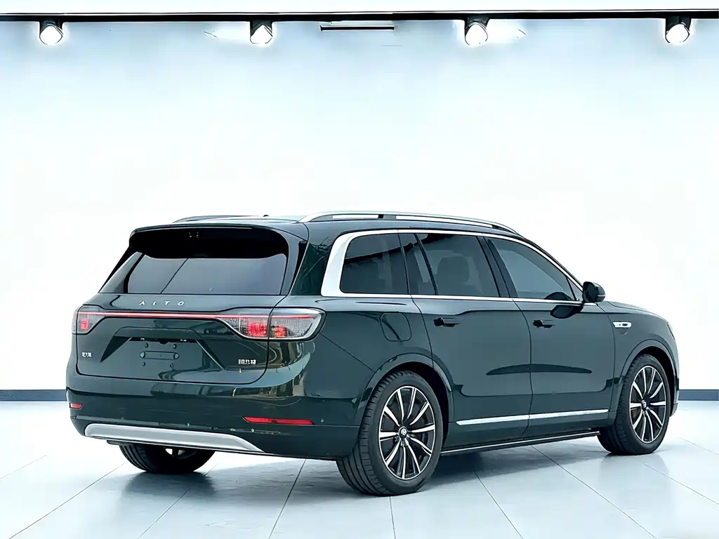 AITO ASK THE WORLD M9