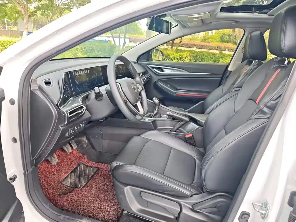Changan Eado 2020 PLUS 1.6L GDI MT Luxury