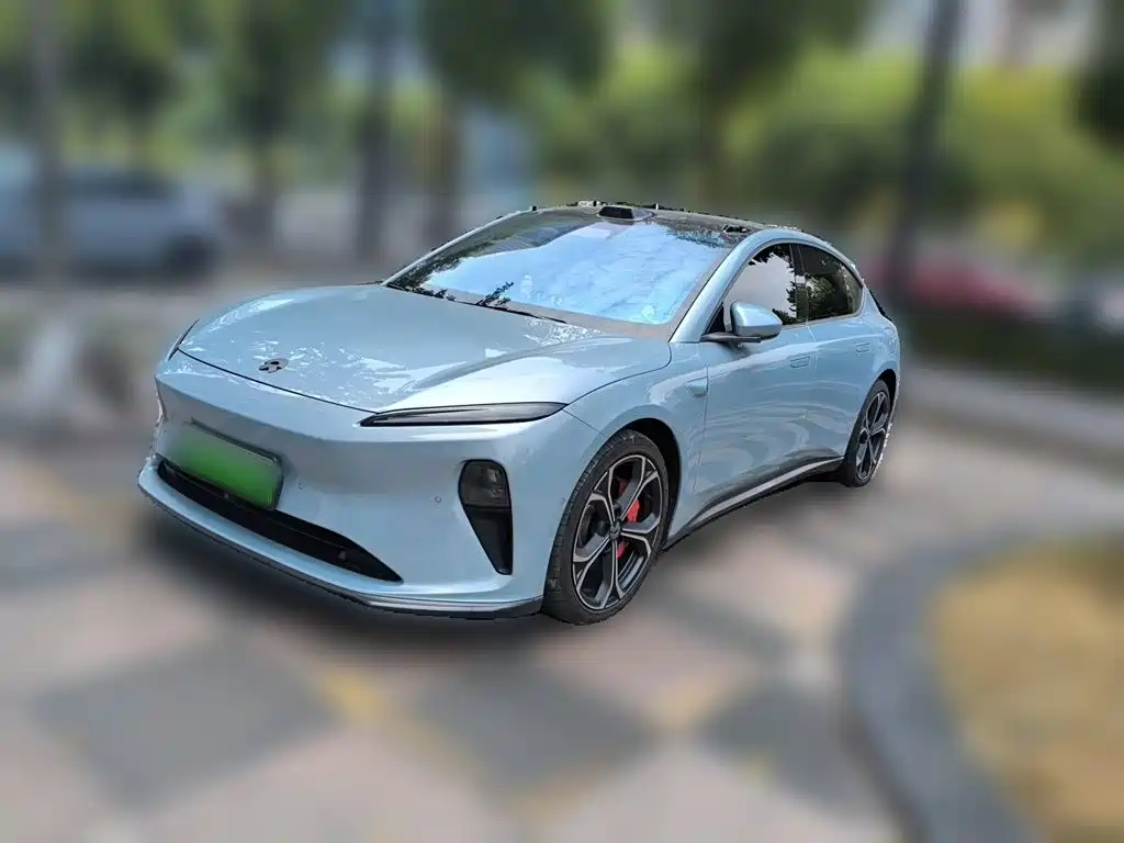 NIO ET5
