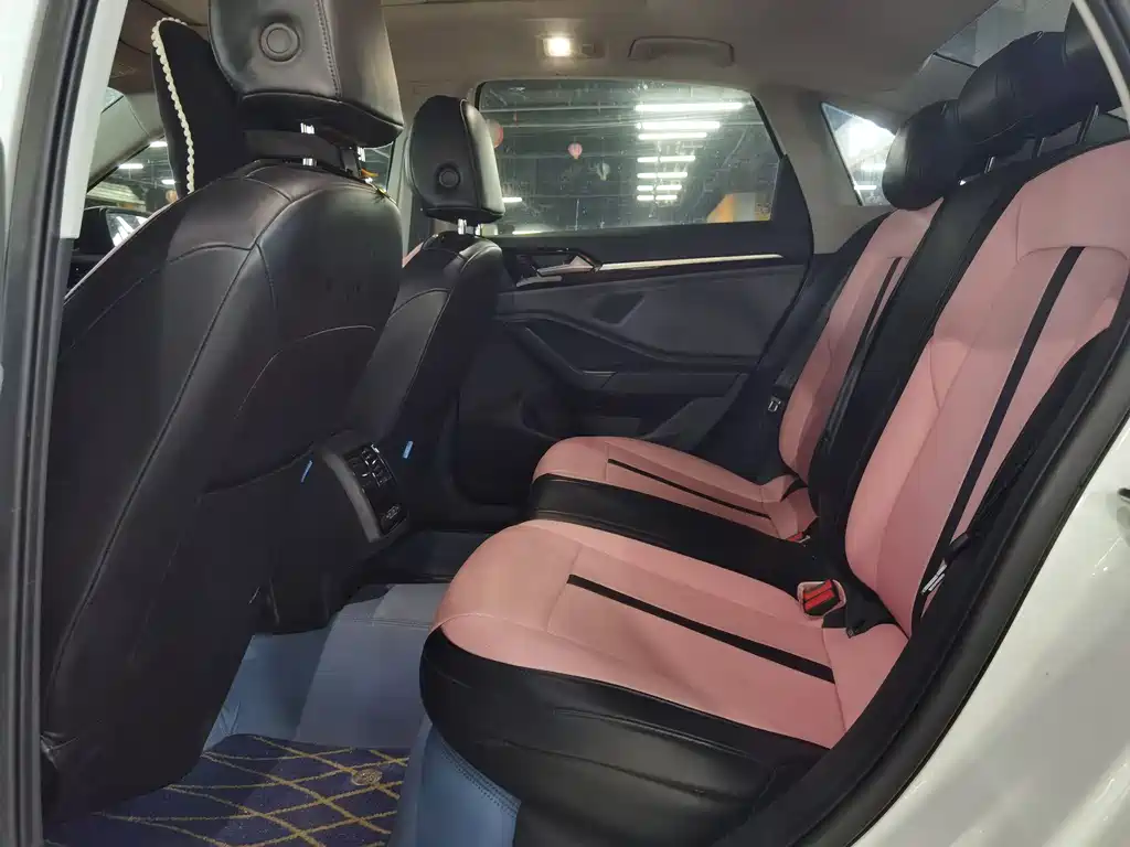 Volkswagen Sagitar 2021 280TSI DSG Luxury Smart Connect