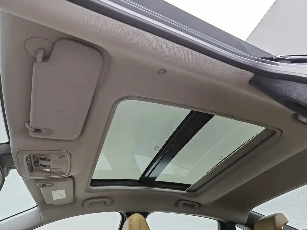 Chevrolet Malibu XL — миниатюра 14