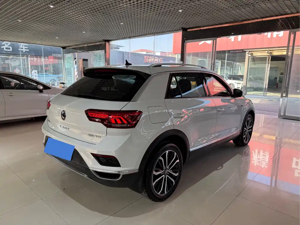 VOLKSWAGEN T ROC EXPLORING SONGS