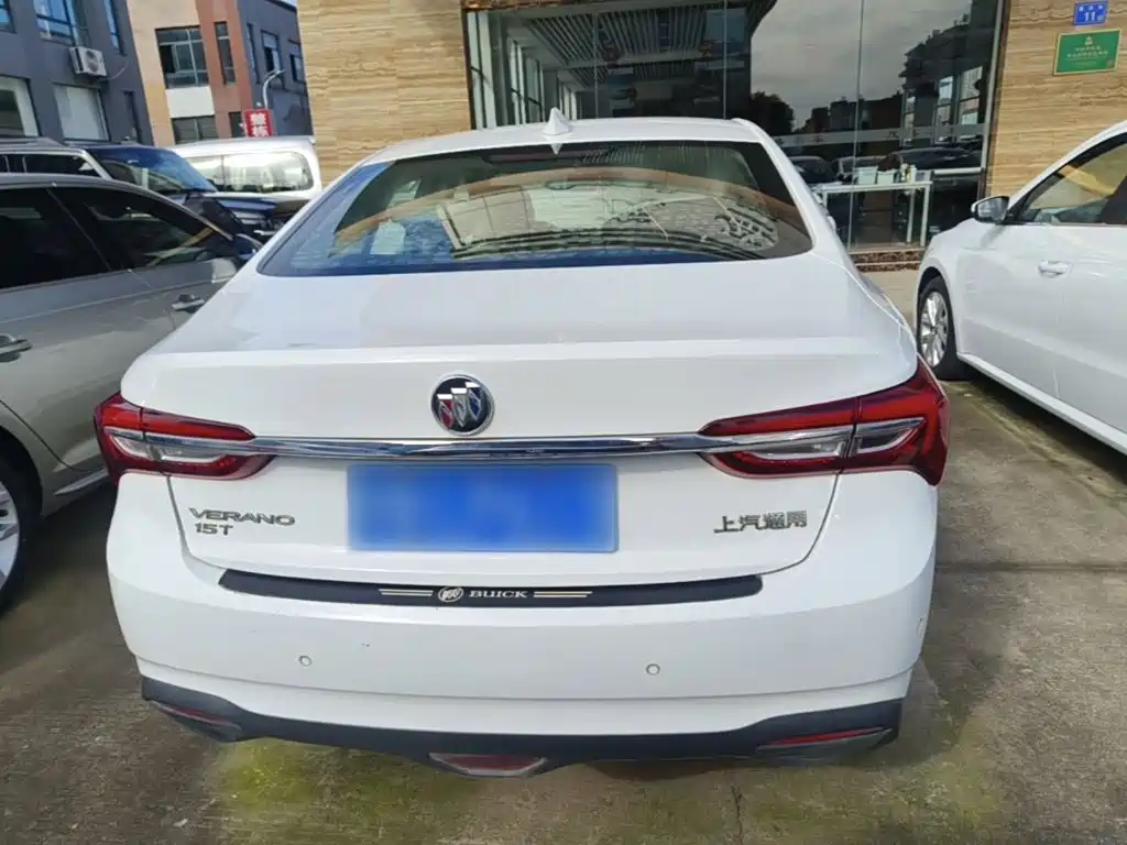 Buick Verano — миниатюра 6