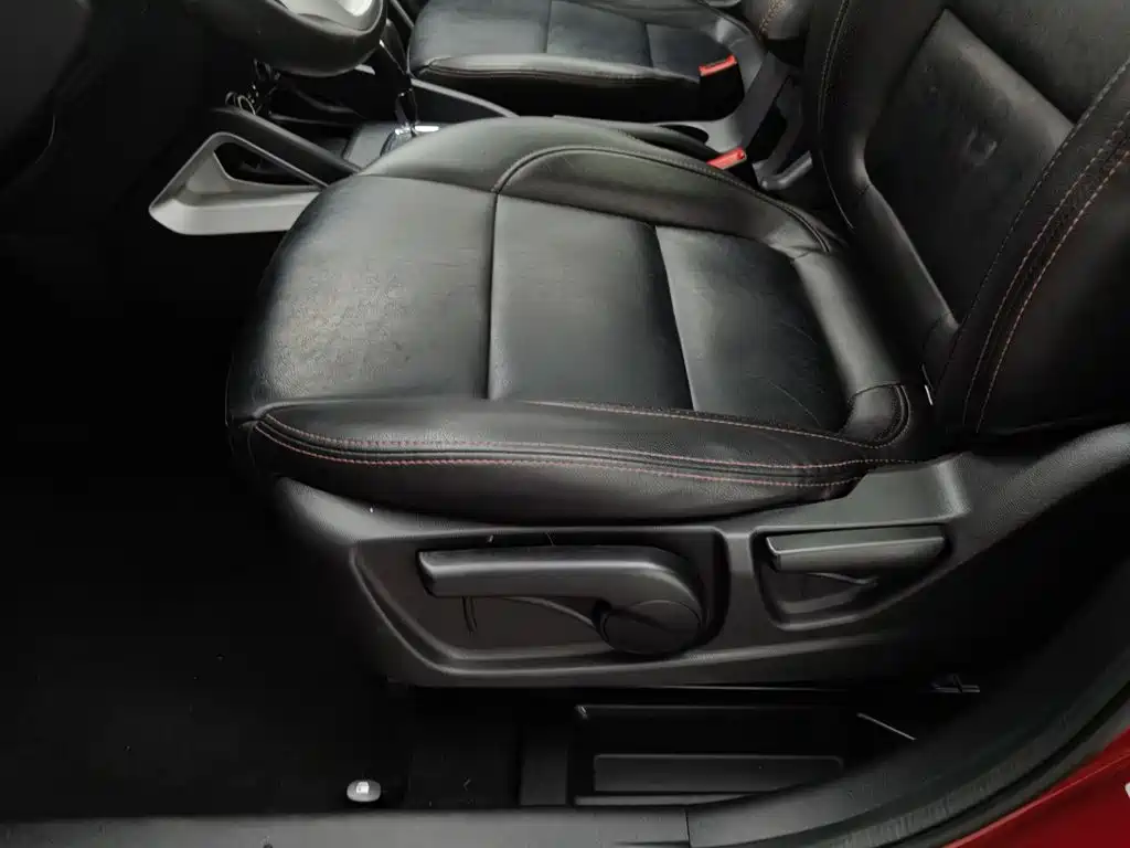 Changan CS35 — миниатюра 20