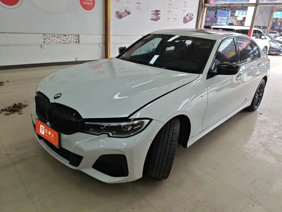 BMW 3 Series 2021