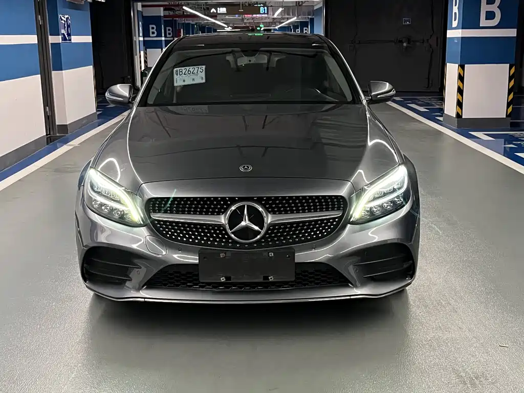 Mercedes-Benz C-Class — миниатюра 2