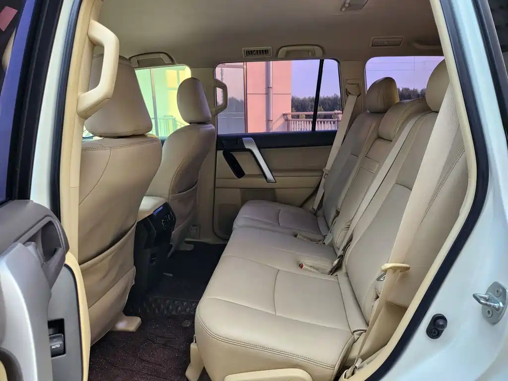 Toyota Prado — миниатюра 15