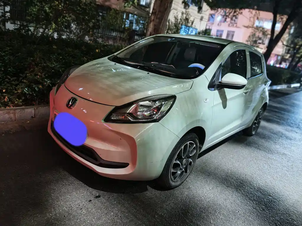 Changan Benben E-Star