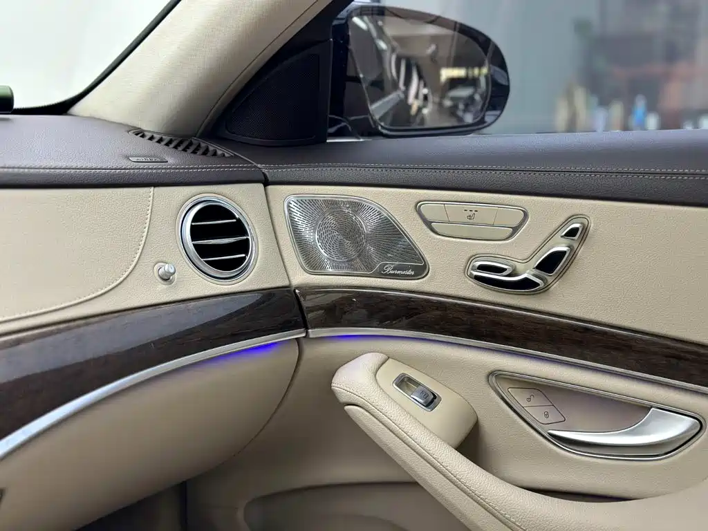 Mercedes-Benz S-Class — миниатюра 23