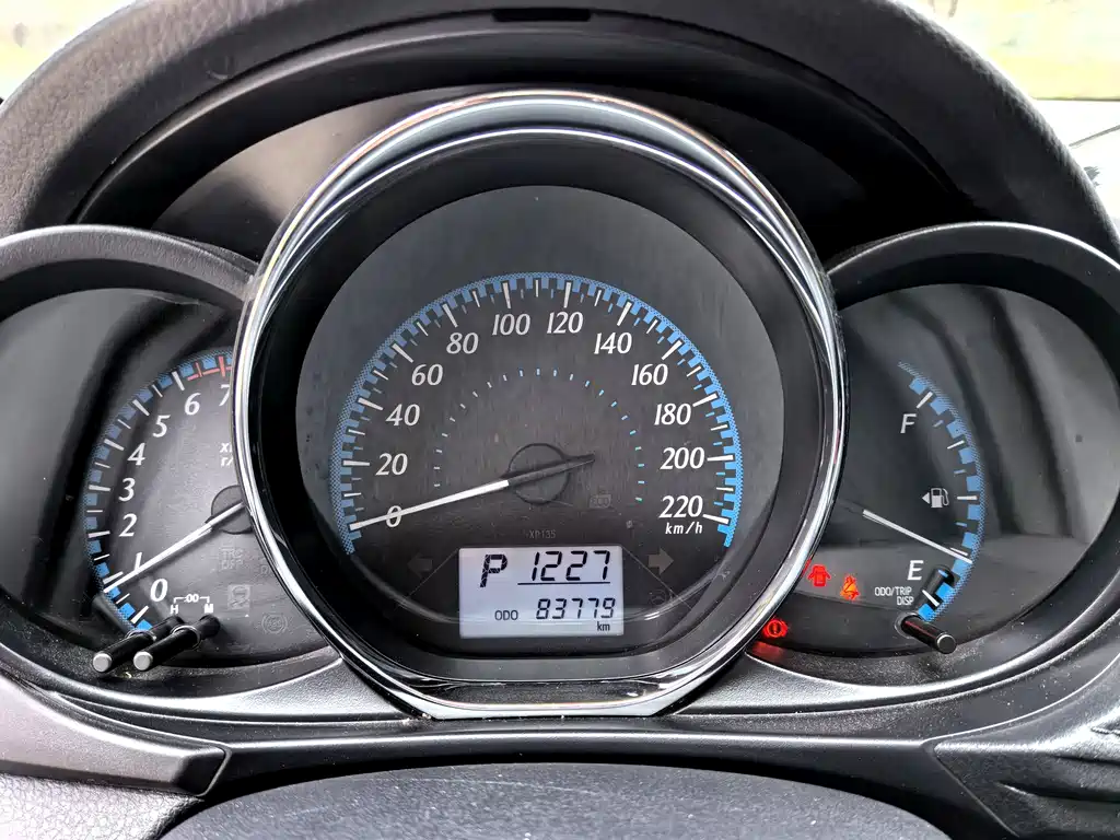 TOYOTA YARIS L ZHIXUAN