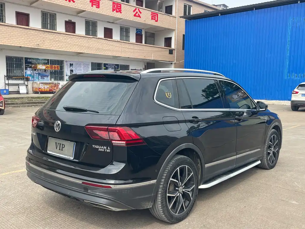 Volkswagen Tiguan L — миниатюра 5