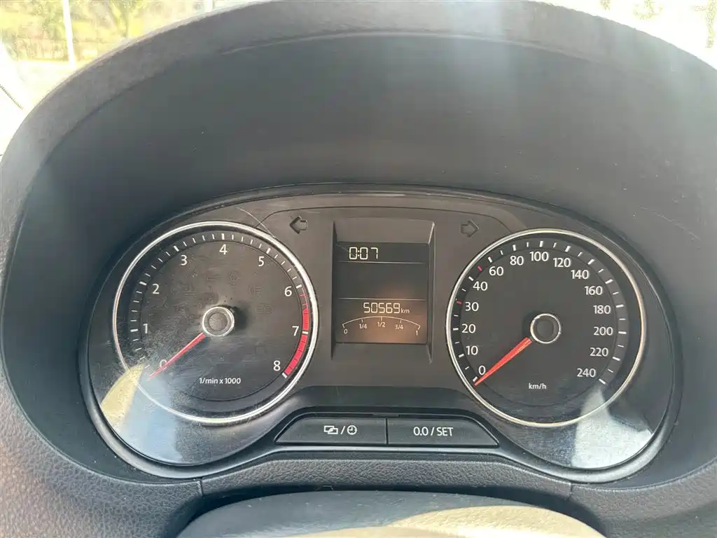 Volkswagen Polo 1.6L Cross Polo Auto, фото 17