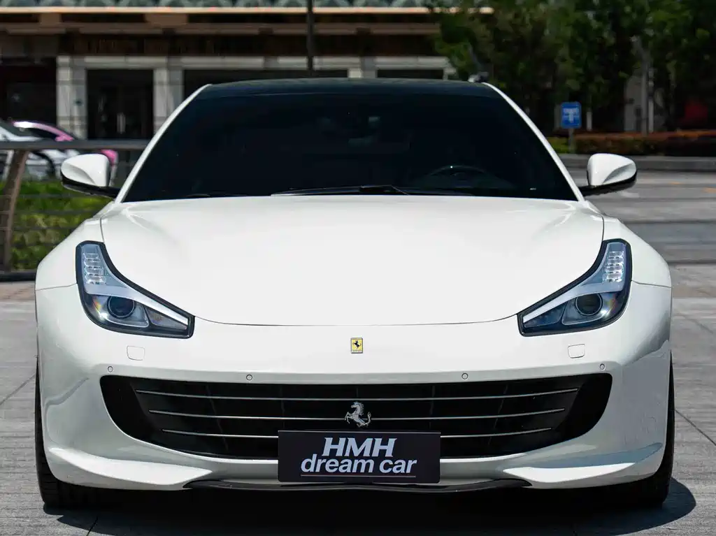 Ferrari GTC4Lusso 2016 6.3L V12