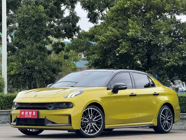 2020 Lynk & Co 03