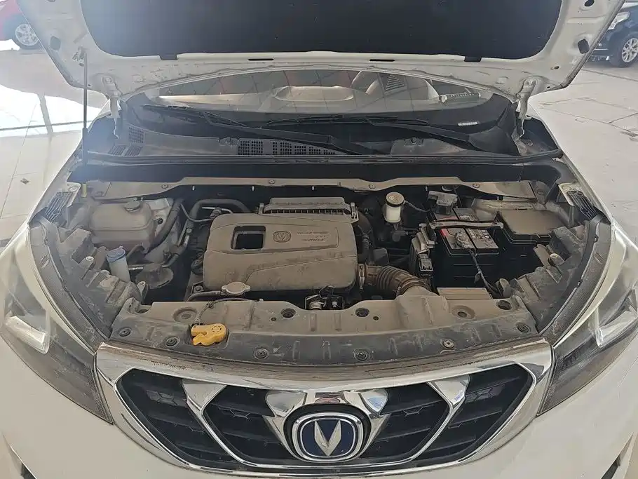 Changan CS15 — миниатюра 10