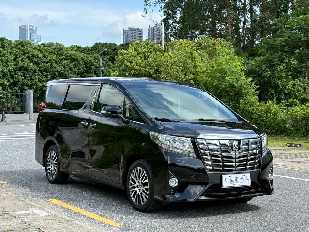 Toyota Alphard 2015 3.5L Luxury